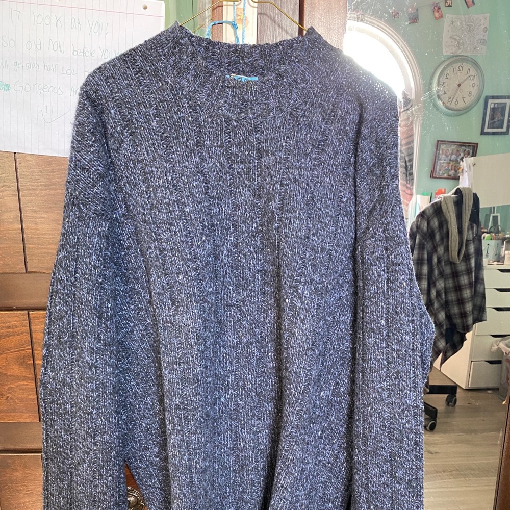 Men’s sweater